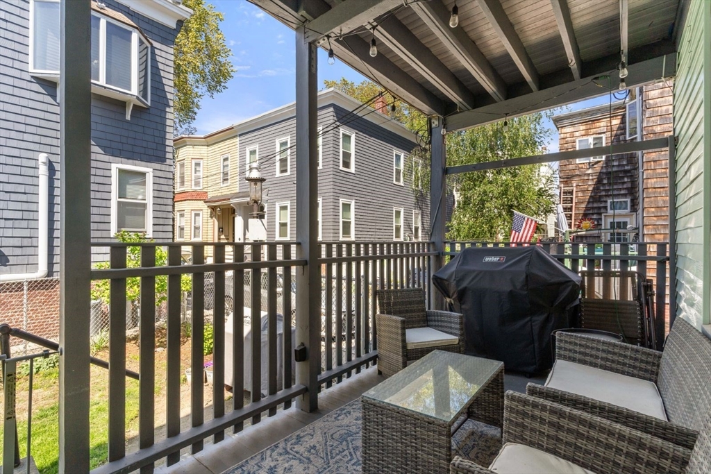 2 bed, 1 bath apartment for rent at 642 E 8th St Unit 642, South Boston — photo 12 of 14