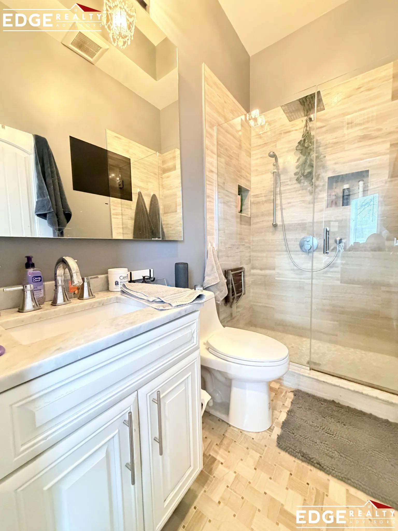 3 bed, 2 bath apartment for rent at 642 East 3rd St Unit 3, South Boston — photo 13 of 16
