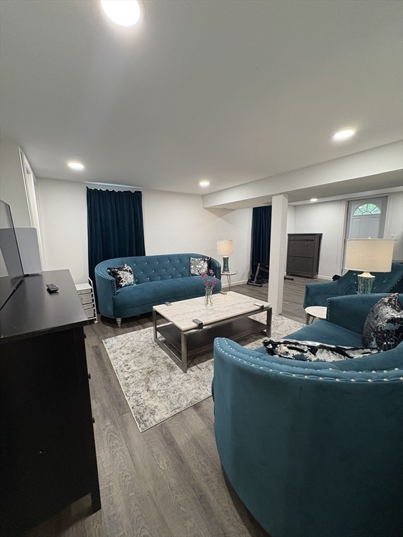 4 bed, 1 bath apartment for rent at 643 Beacon St, Centralville — photo 11 of 14