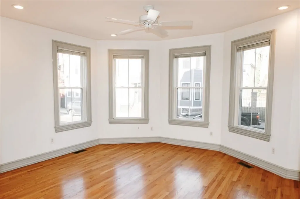 4 bed, 2 bath apartment for rent at 643 5th St Unit 1, South Boston — photo 9 of 23
