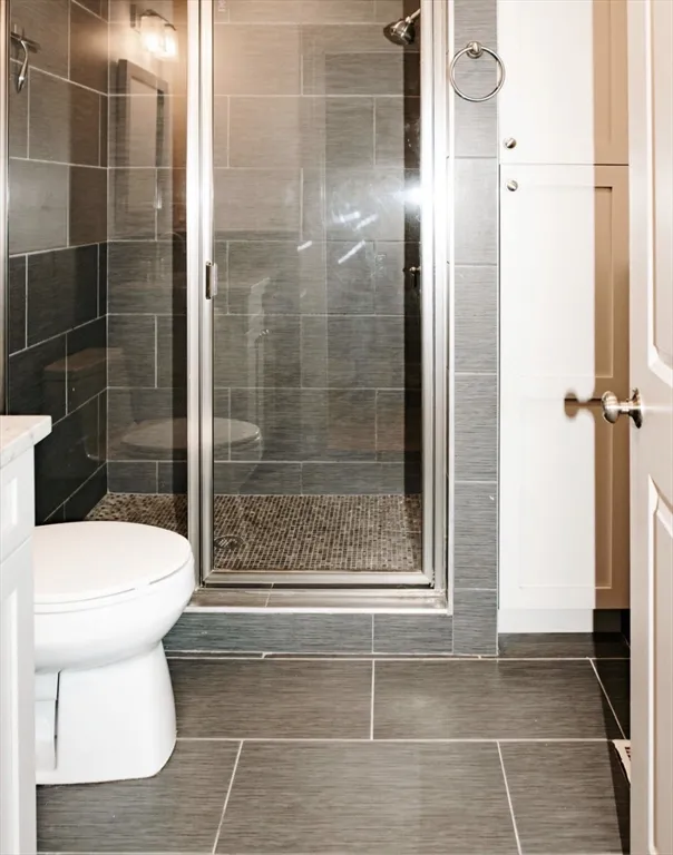 4 bed, 2 bath apartment for rent at 643 5th St Unit 1, South Boston — photo 20 of 23