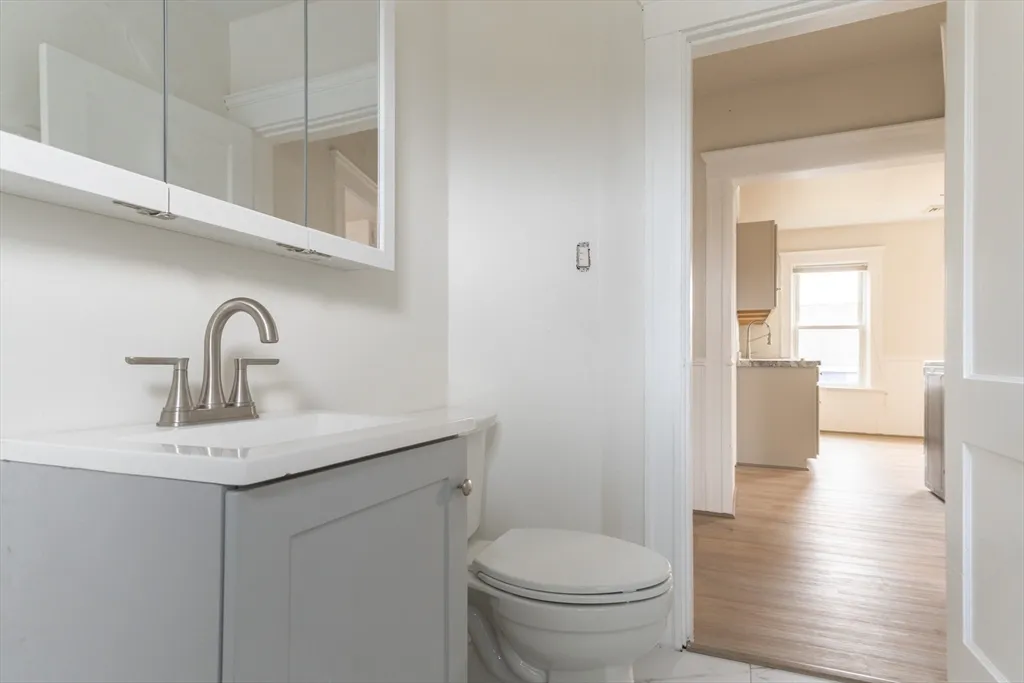 3 bed, 1 bath apartment for rent at 643 Rathbun Unit 3, Blackstone — photo 20 of 24