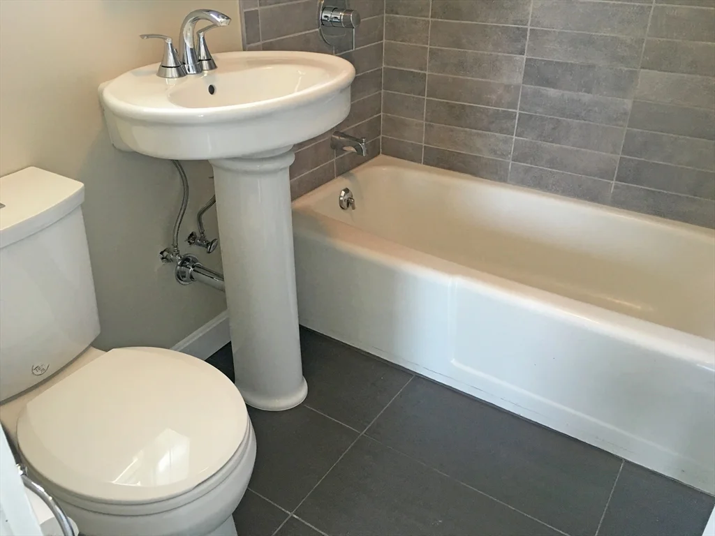 1 bed, 1 bath apartment for rent at 643 Saratoga St Unit 3, East Boston — photo 17 of 18