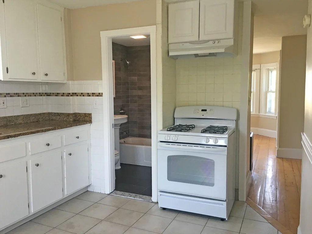 1 bed, 1 bath apartment for rent at 643 Saratoga St Unit 3, East Boston — photo 8 of 18
