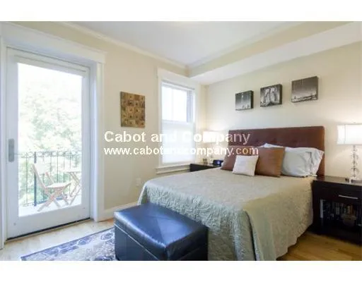 1 bed, 1 bath apartment for rent at 643 Tremont St Unit 2, South End — photo 4 of 7