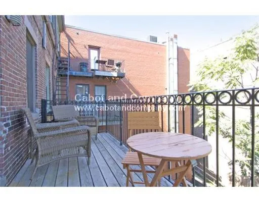 1 bed, 1 bath apartment for rent at 643 Tremont St Unit 2F, South End — photo 6 of 7