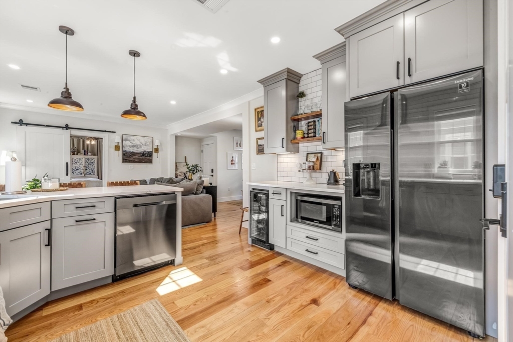 2 bed, 2 bath apartment for rent at 644 Adams St Unit 3, Dorchester — photo 5 of 28