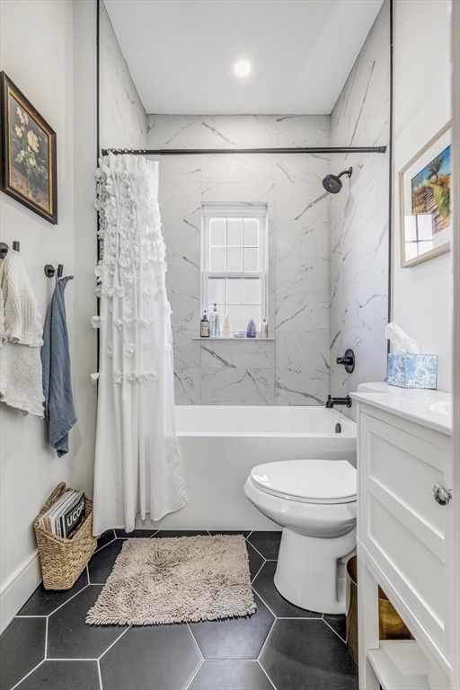 2 bed, 2 bath apartment for rent at 644 Adams St Unit 3, Dorchester — photo 20 of 28