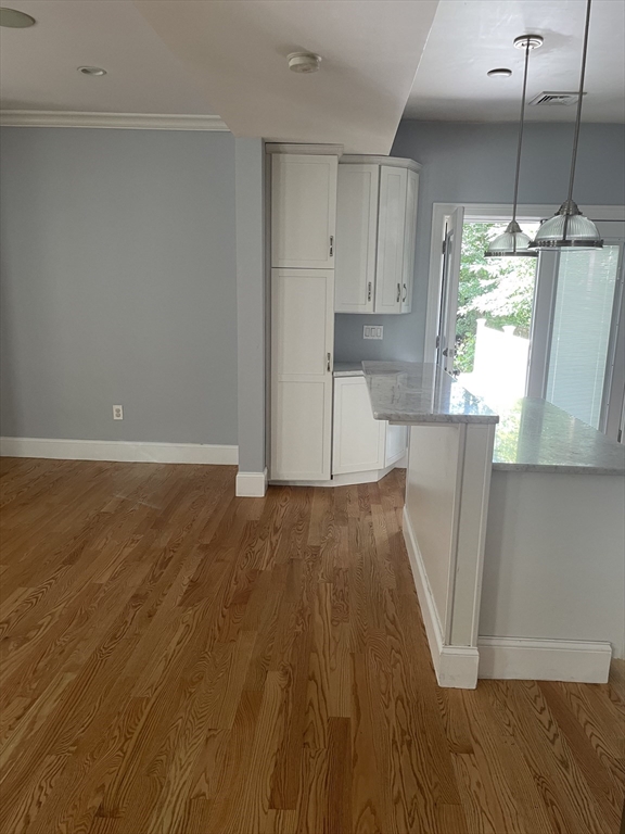 2 bed, 1 bath apartment for rent at 645 6th St Unit 1, South Boston — photo 2 of 17