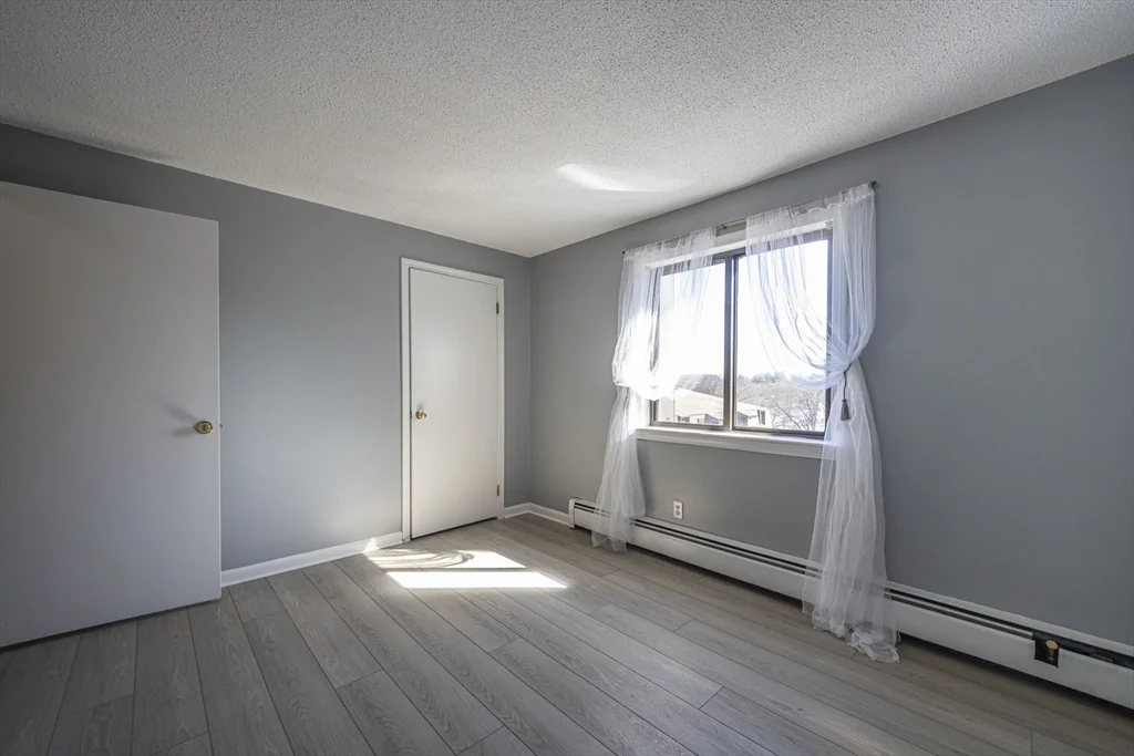 2 bed, 1 bath apartment for rent at 645 West Lowell Ave Unit 23, Zip 01832 — photo 8 of 10