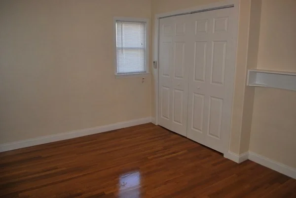 1 bed, 1 bath apartment for rent at 648 E 6th St Unit 1, South Boston — photo 10 of 14