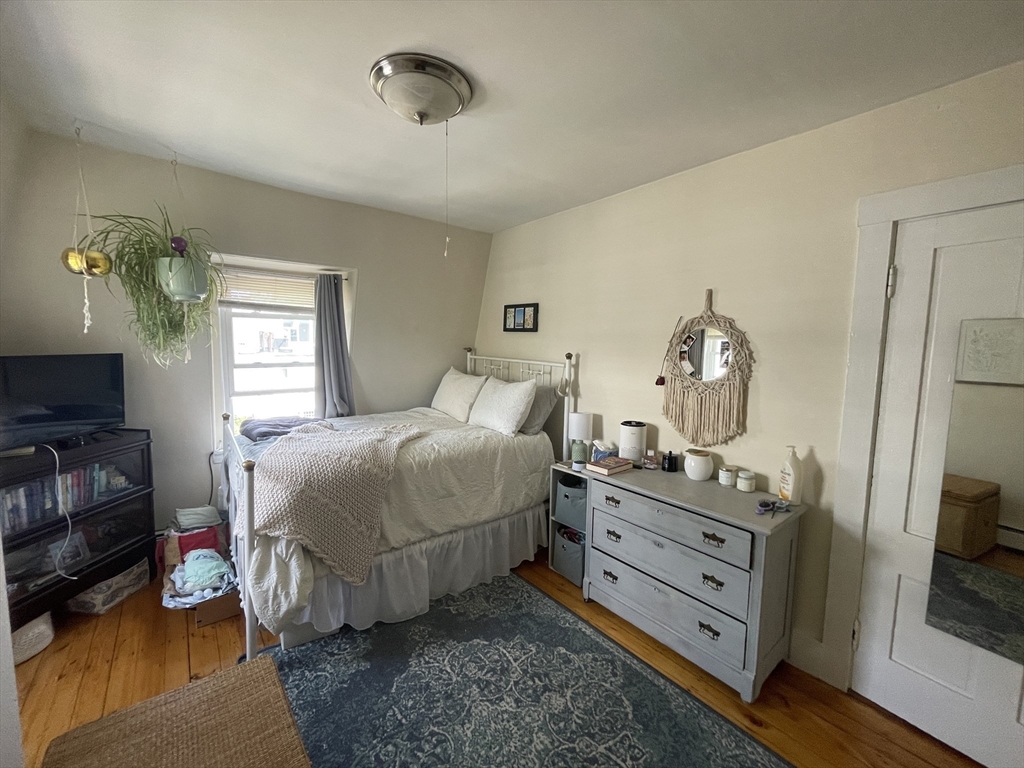 3 bed, 1 bath apartment for rent at 648 E Sixth St Unit 2, South Boston — photo 17 of 19
