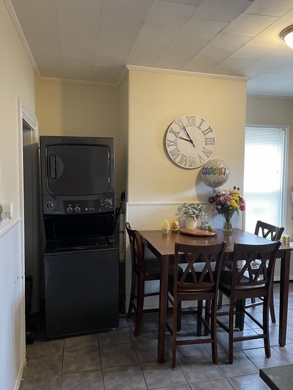 3 bed, 1 bath apartment for rent at 648 E Sixth St Unit 2, South Boston — photo 7 of 19