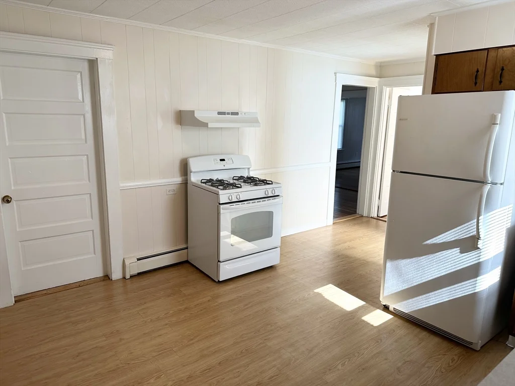 1 bed, 1 bath apartment for rent at 648 River St Unit 1, Zip 01832 — photo 6 of 14