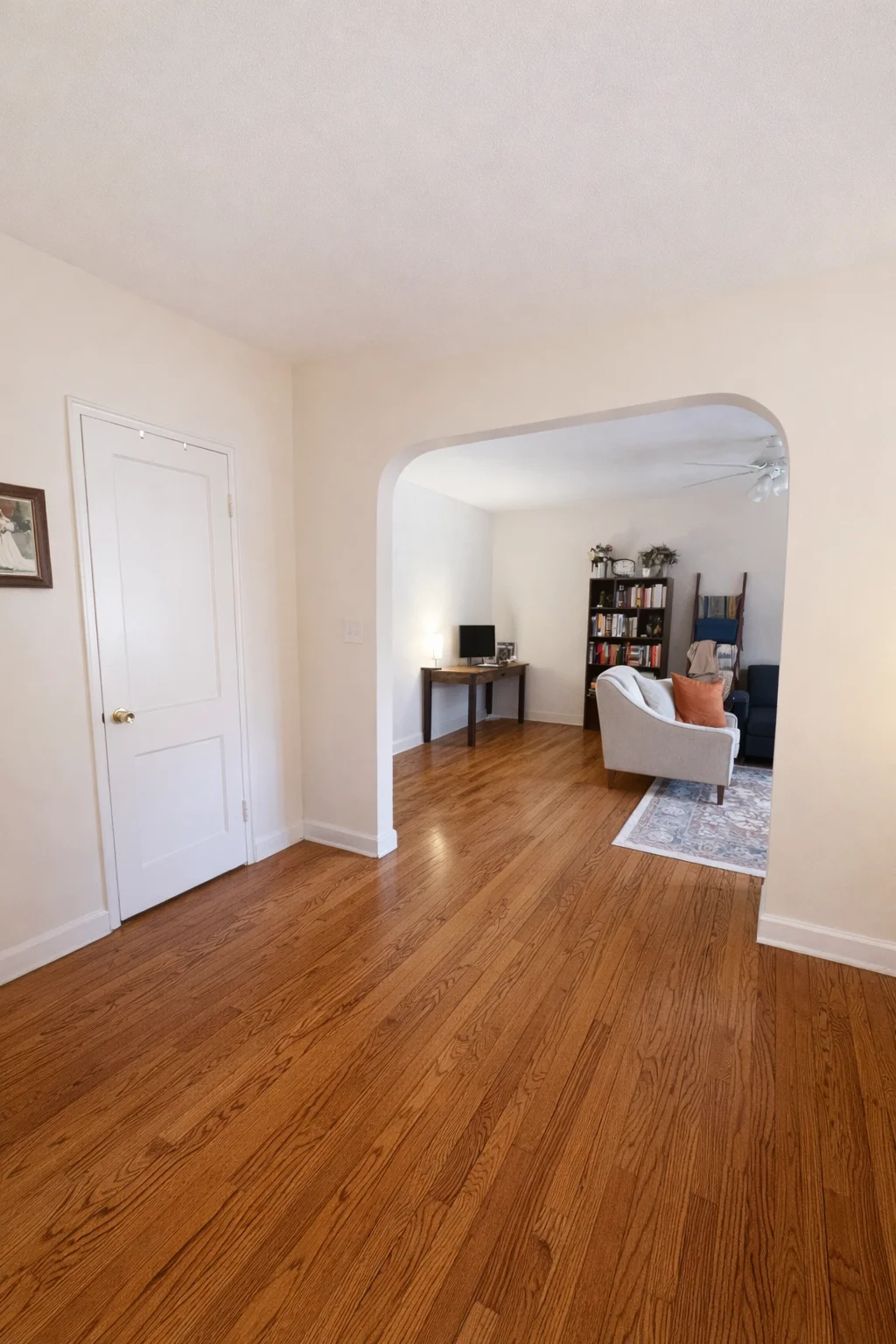 2 bed, 1 bath apartment for rent at 648 Washington St Unit 2, Washington Square — photo 2 of 13