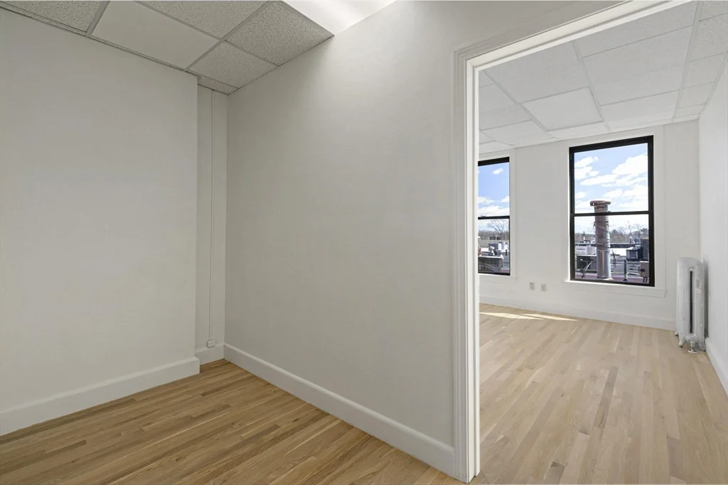 1 bed, 1 bath apartment for rent at 648 Washington St Unit 22, Norwood — photo 6 of 20