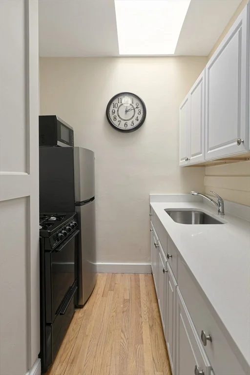 1 bed, 1 bath apartment for rent at 648 Washington St Unit 22, Norwood — photo 12 of 20