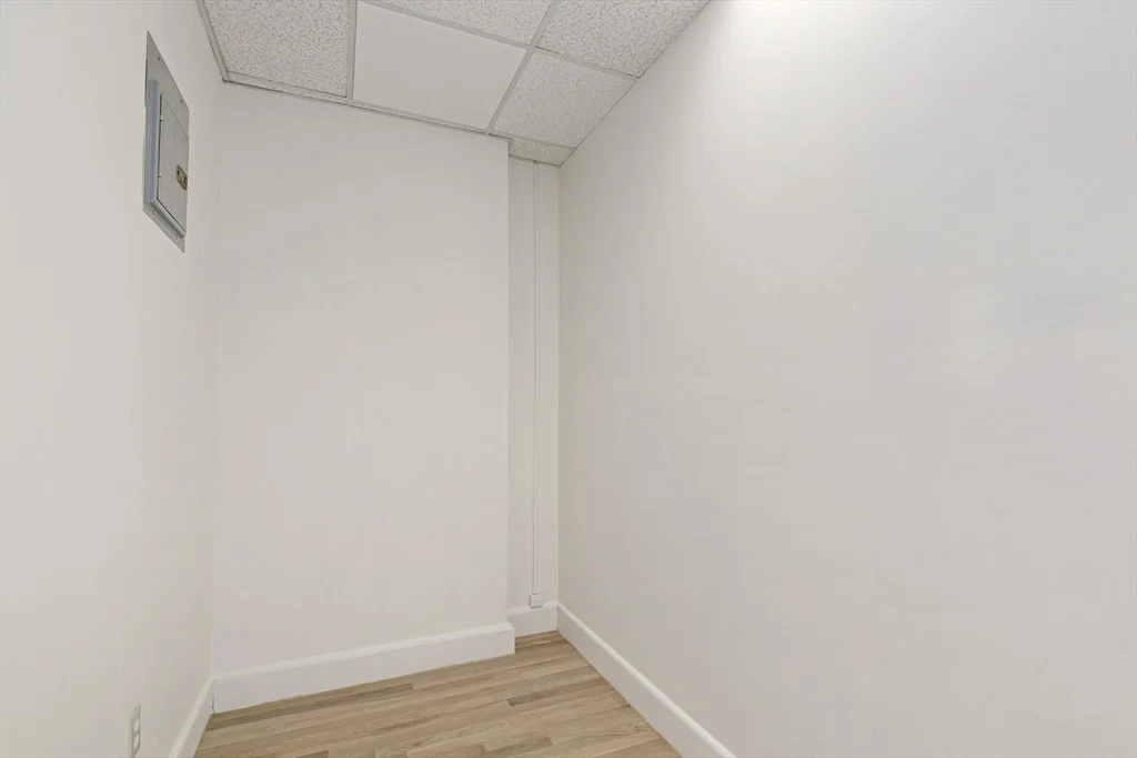 1 bed, 1 bath apartment for rent at 648 Washington St Unit 22, Norwood — photo 5 of 20
