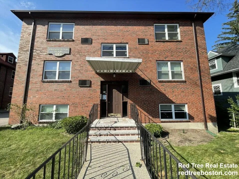 1 bed, 1 bath apartment for rent at 649 Washington St Unit 2, Oak Square — photo 21 of 21