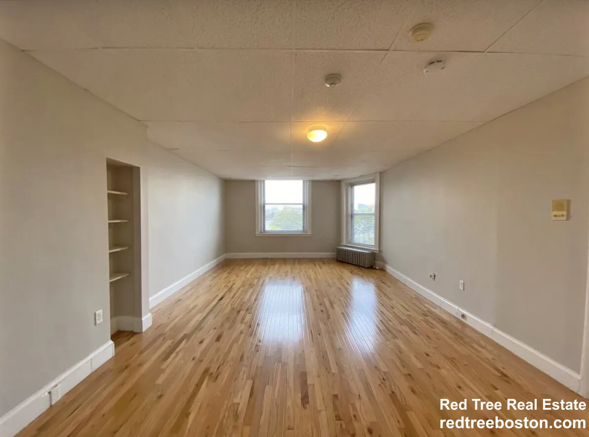 1 bed, 1 bath apartment for rent at 649 Washington St Unit 2, Oak Square — photo 11 of 21