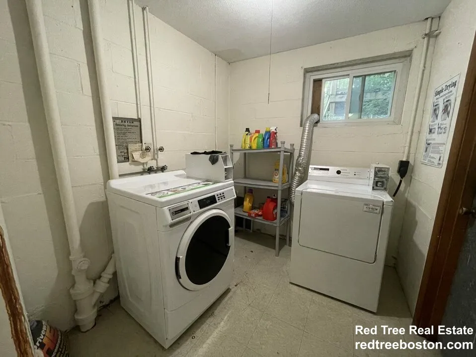 1 bed, 1 bath apartment for rent at 649 Washington St Unit 2, Oak Square — photo 20 of 21