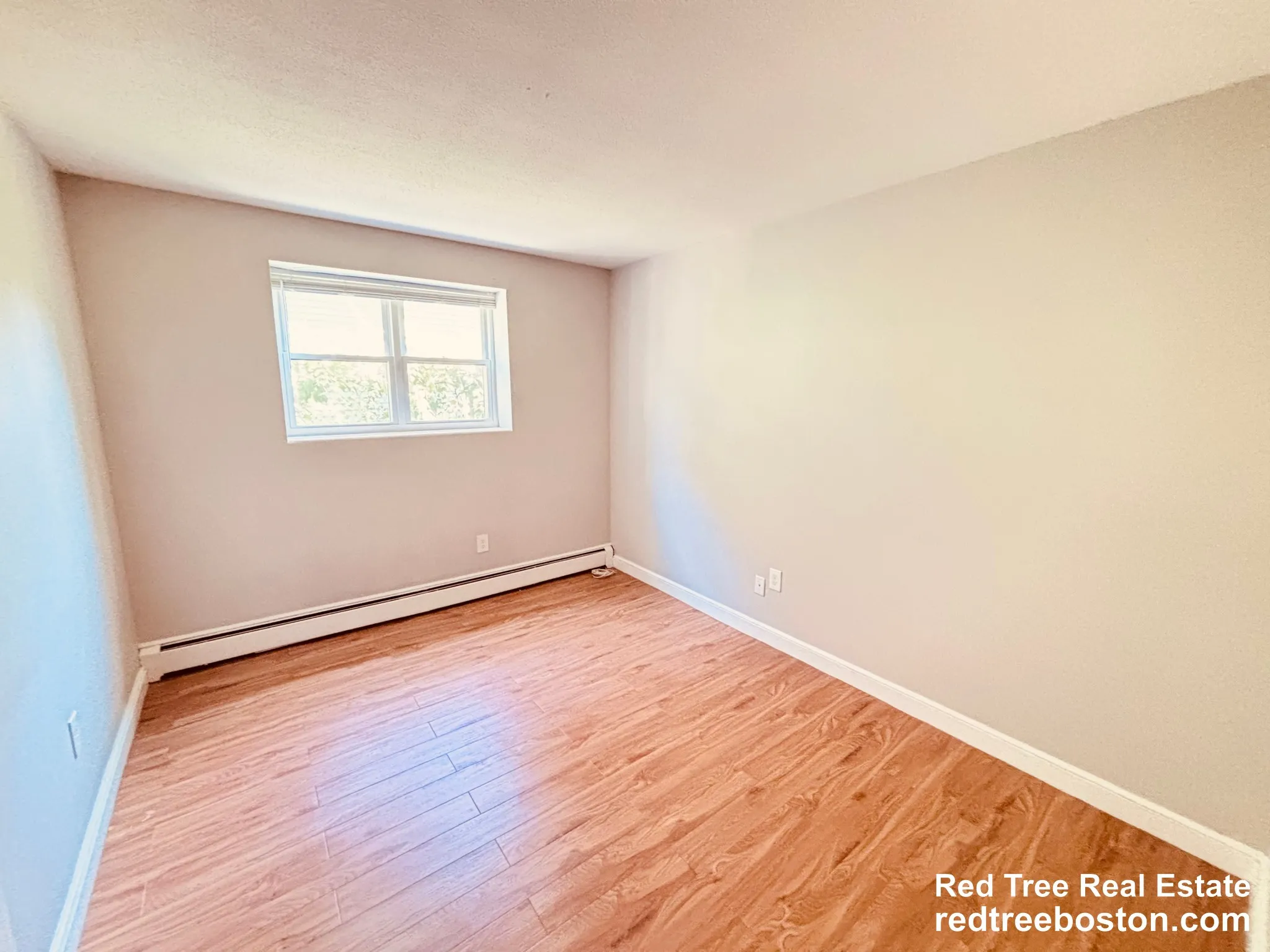 1 bed, 1 bath apartment for rent at 649 Washington St Unit 2, Oak Square — photo 2 of 21