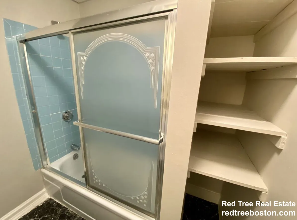 1 bed, 1 bath apartment for rent at 649 Washington St Unit 2, Oak Square — photo 15 of 21