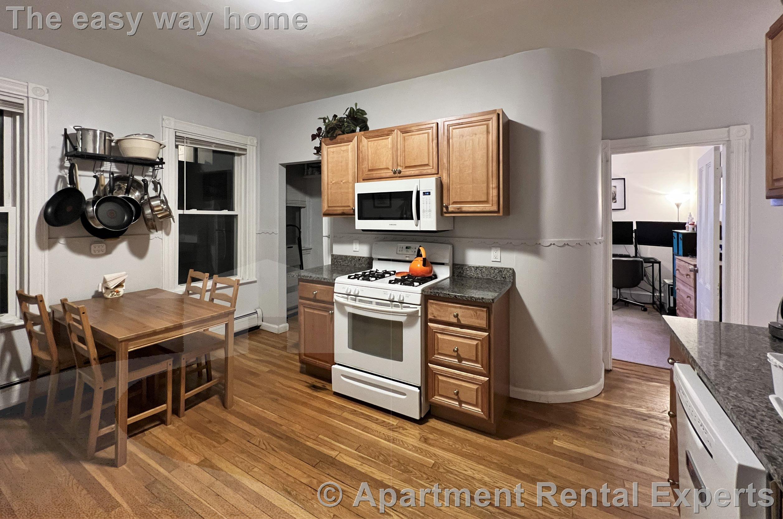 2 bed, 1 bath apartment for rent at 64A Beacon St Unit 2, Inman Square — photo 2 of 14