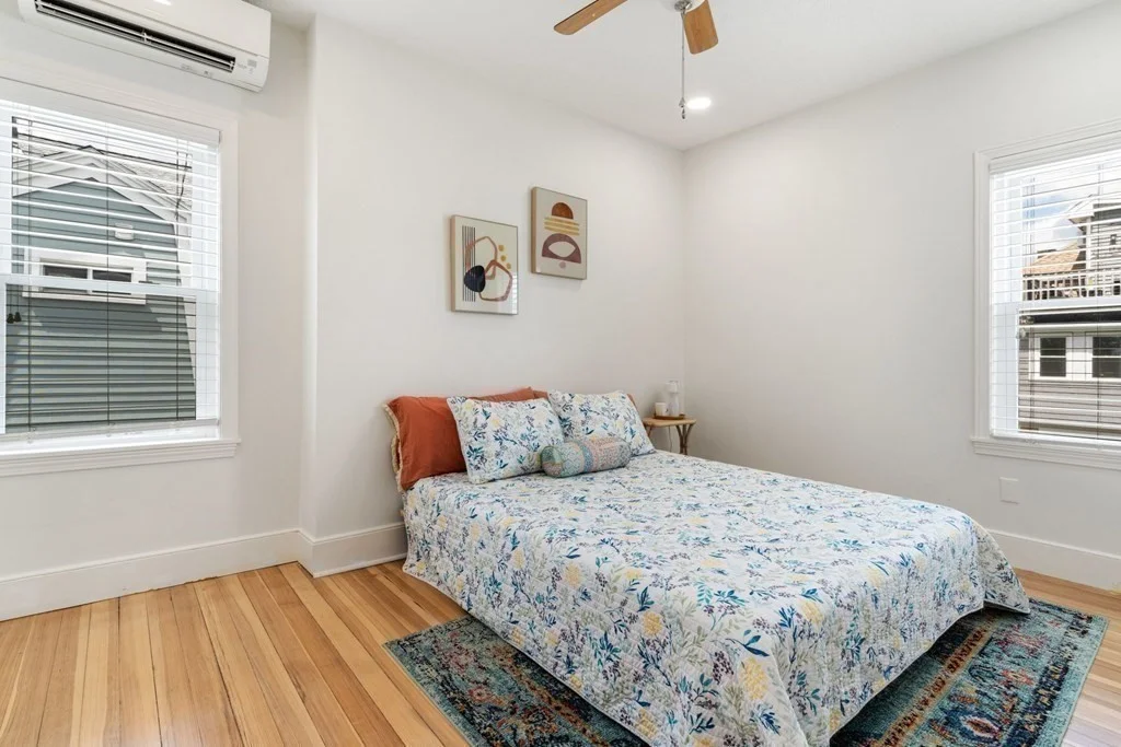 3 bed, 1 bath apartment for rent at 65 2nd St, Medford — photo 16 of 33