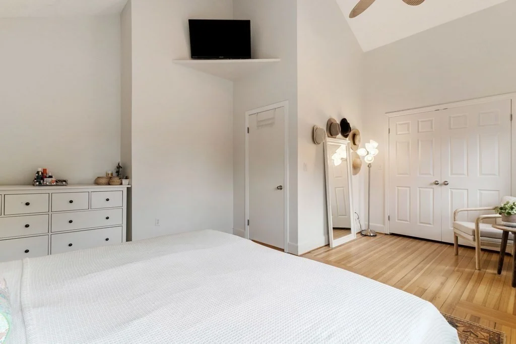 3 bed, 1.5 bath apartment for rent at 65 2nd St Unit 0, Medford — photo 15 of 33