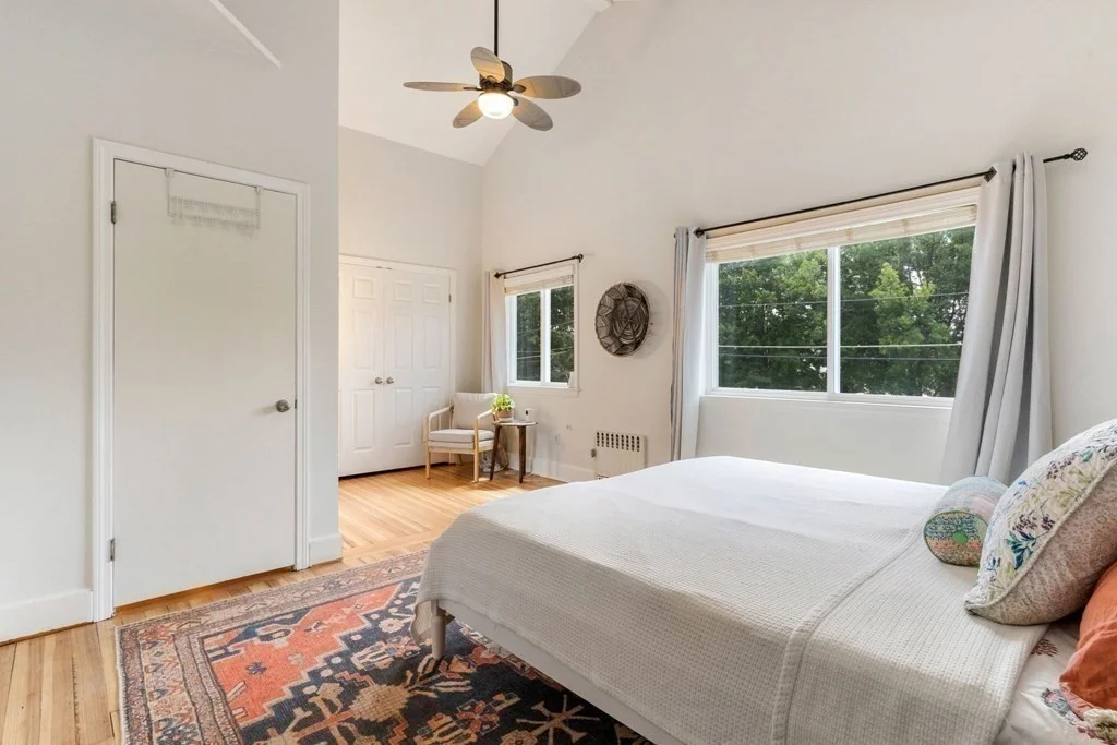 3 bed, 1.5 bath apartment for rent at 65 2nd St Unit 0, Medford — photo 14 of 33