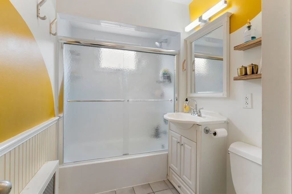 3 bed, 1.5 bath apartment for rent at 65 2nd St Unit 0, Medford — photo 18 of 33