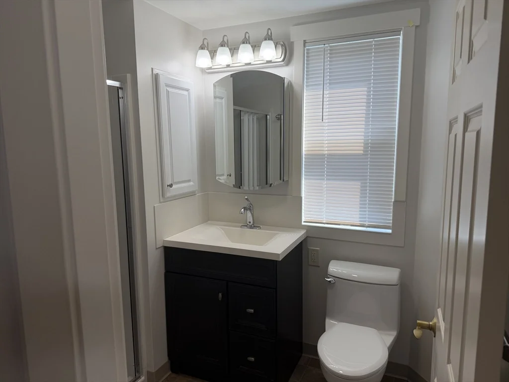2 bed, 1 bath apartment for rent at 65-67 Bradford Ave Unit 2, Haverhill — photo 7 of 16