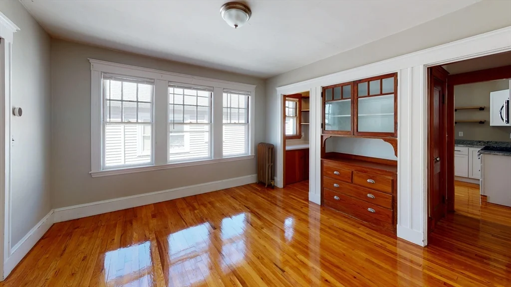 4 bed, 2 bath apartment for rent at 65-67 Sterling St Unit 65, Somerville — photo 3 of 11