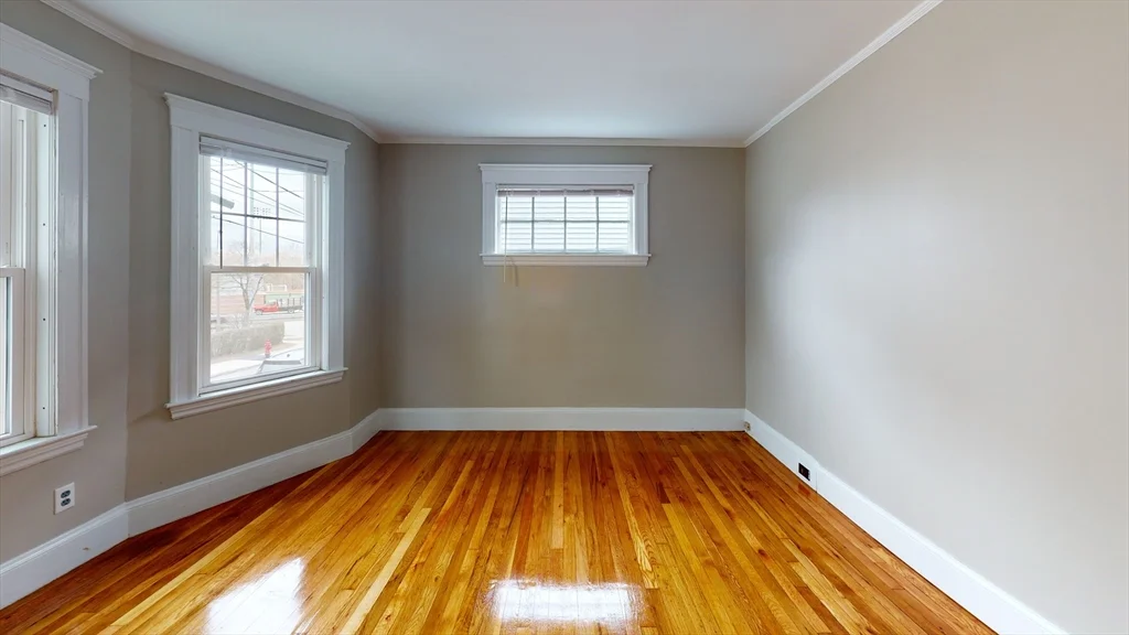 3 bed, 1 bath apartment for rent at 65-67 Sterling St Unit 67, Davis Square — photo 4 of 10