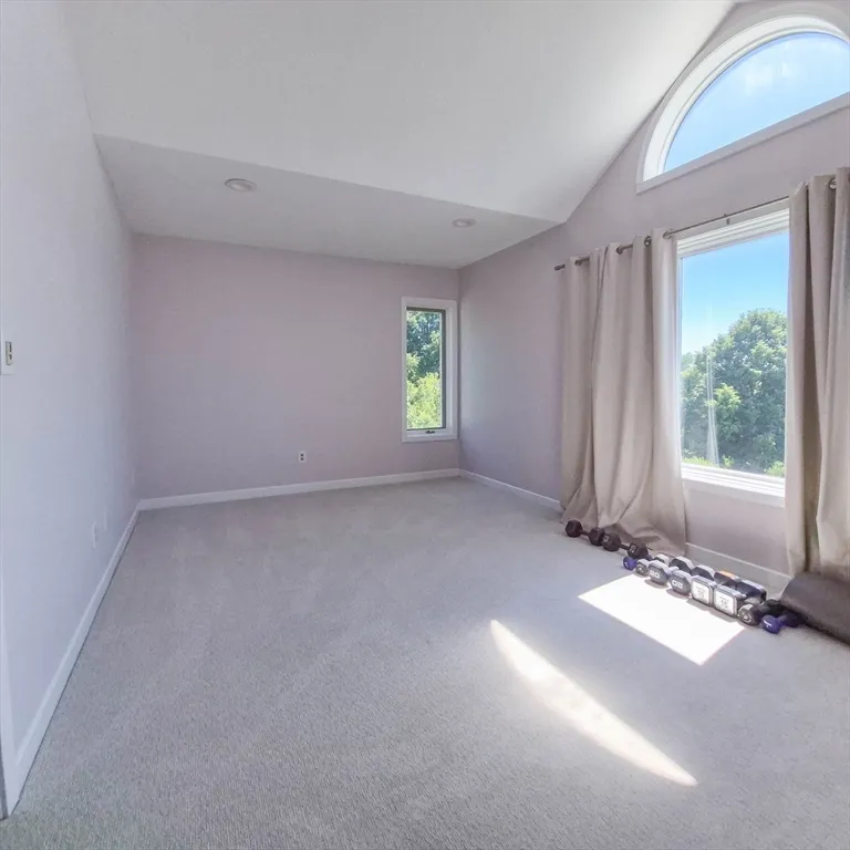 2 bed, 2 bath apartment for rent at 65 Bayberry Ln Unit 65, Dartmouth — photo 25 of 33