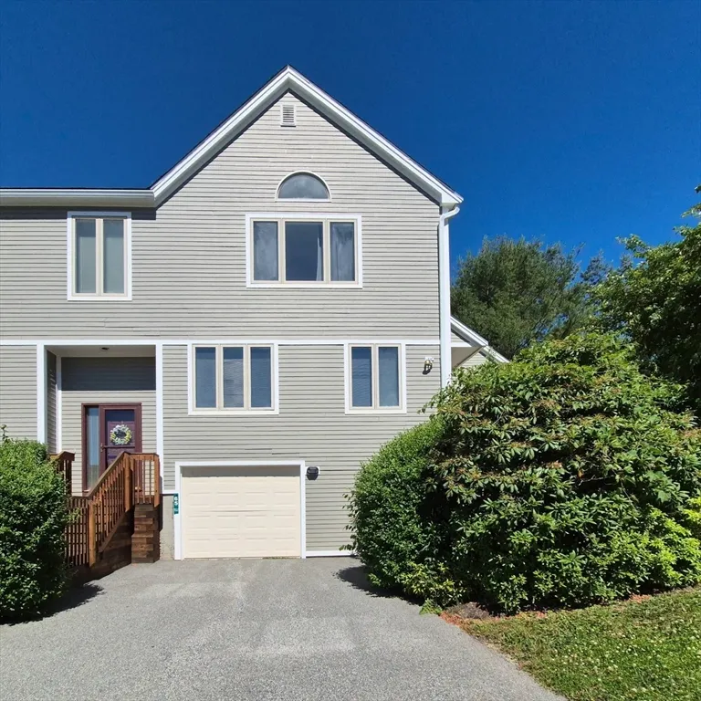 2 bed, 2 bath apartment for rent at 65 Bayberry Ln Unit 65, Dartmouth — photo 30 of 33