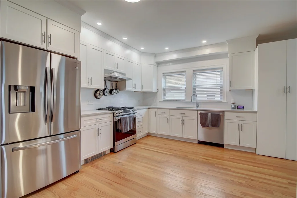 3 bed, 2 bath apartment for rent at 65 Beach St Unit 2, Malden — photo 1 of 14