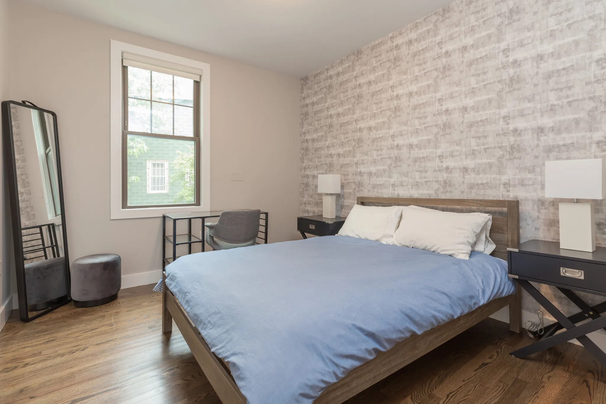 4 bed, 2 bath apartment for rent at 65 Beech Glen St Unit 1, Roxbury — photo 14 of 25
