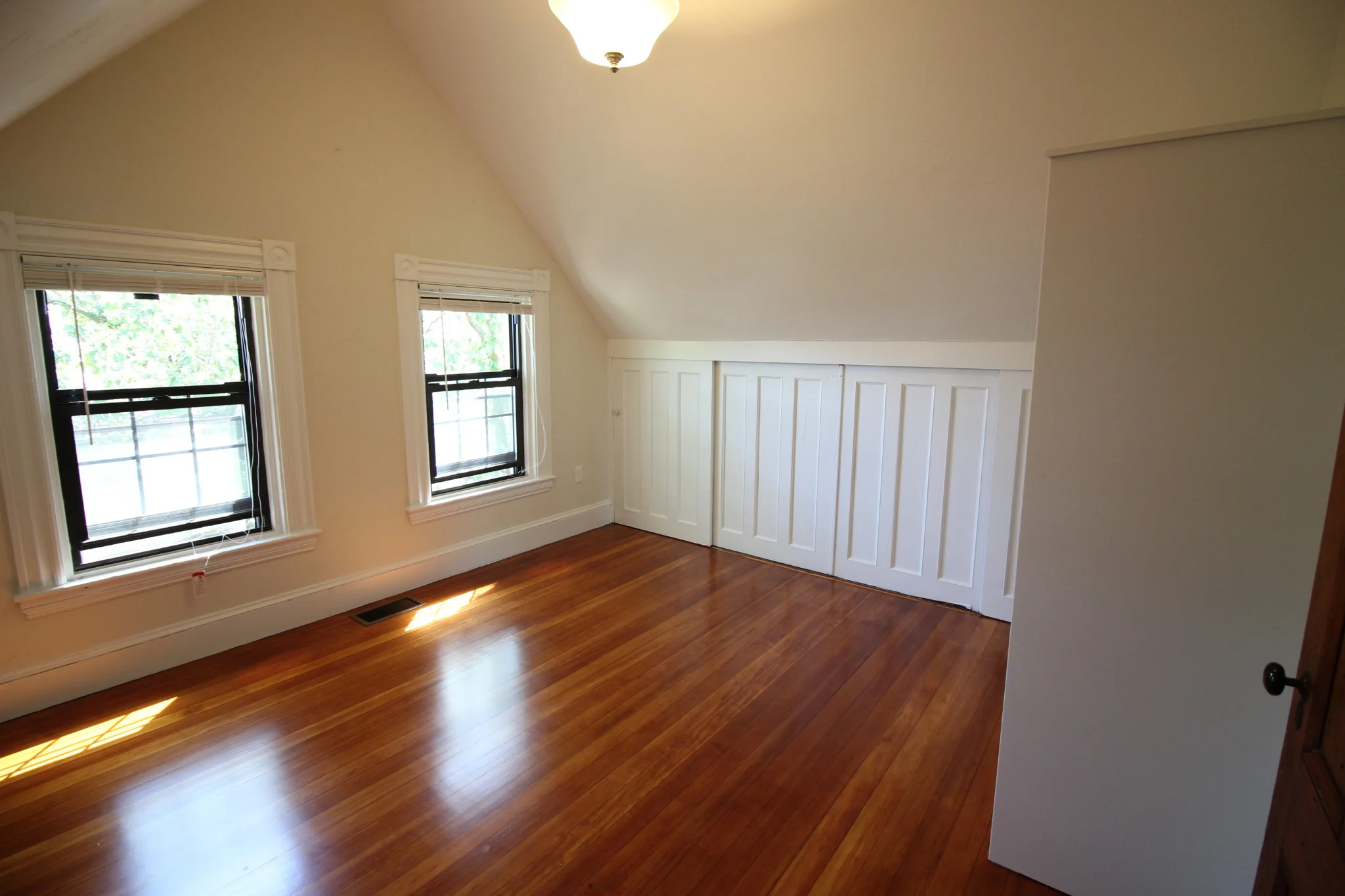 5 bed, 2.5 bath apartment for rent at 65 Beech Glen St Unit 2, Roxbury — photo 13 of 13
