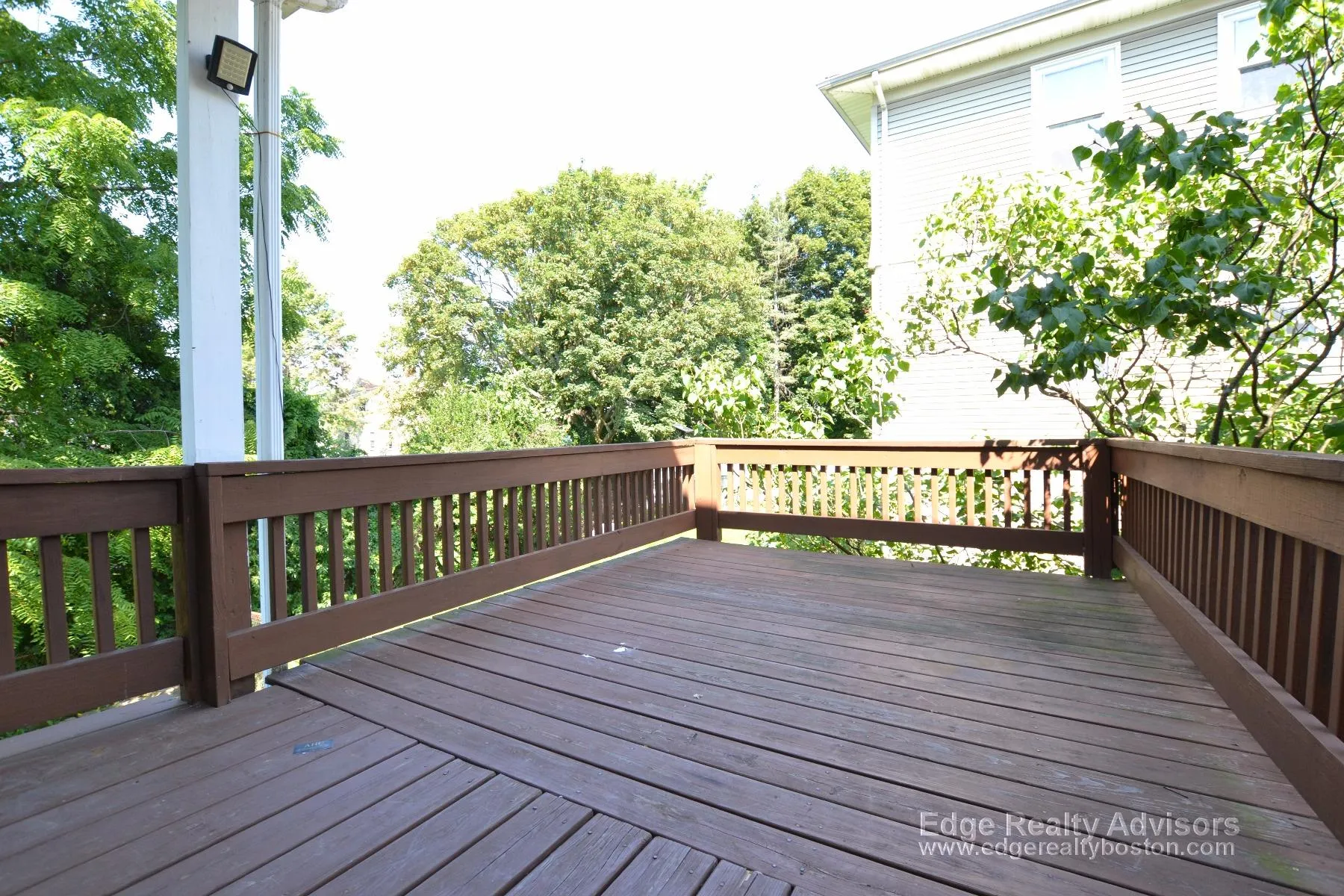 3 bed, 1 bath apartment for rent at 65 Bennett St Unit 1, Oak Square — photo 7 of 13