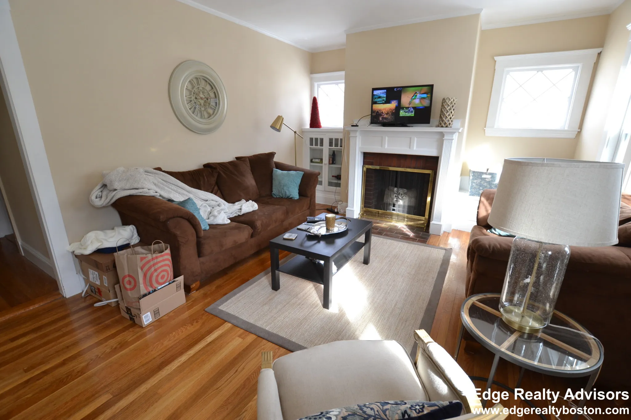 3 bed, 1 bath apartment for rent at 65 Bennett St Unit 1, Oak Square — photo 9 of 13