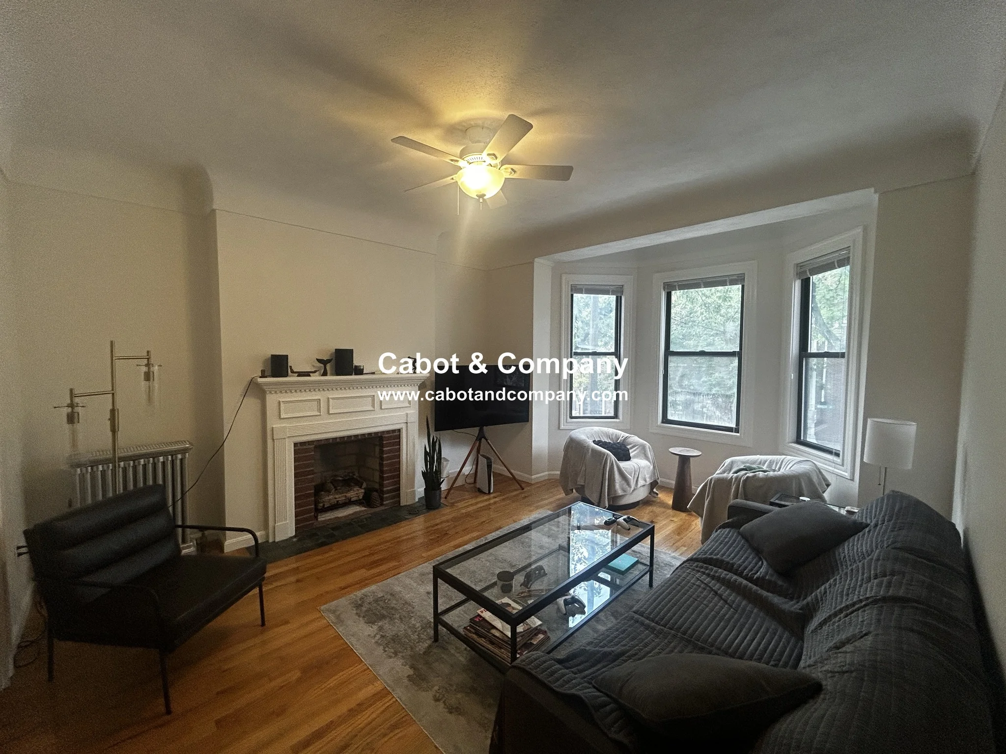 3 bed, 1 bath apartment for rent at 65 Berkeley St Unit 1, South End