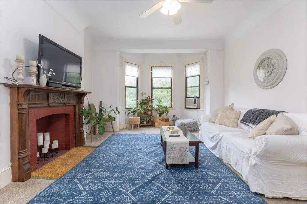 3 bed, 1 bath apartment for rent at 65 Berkeley St Unit 2, South End