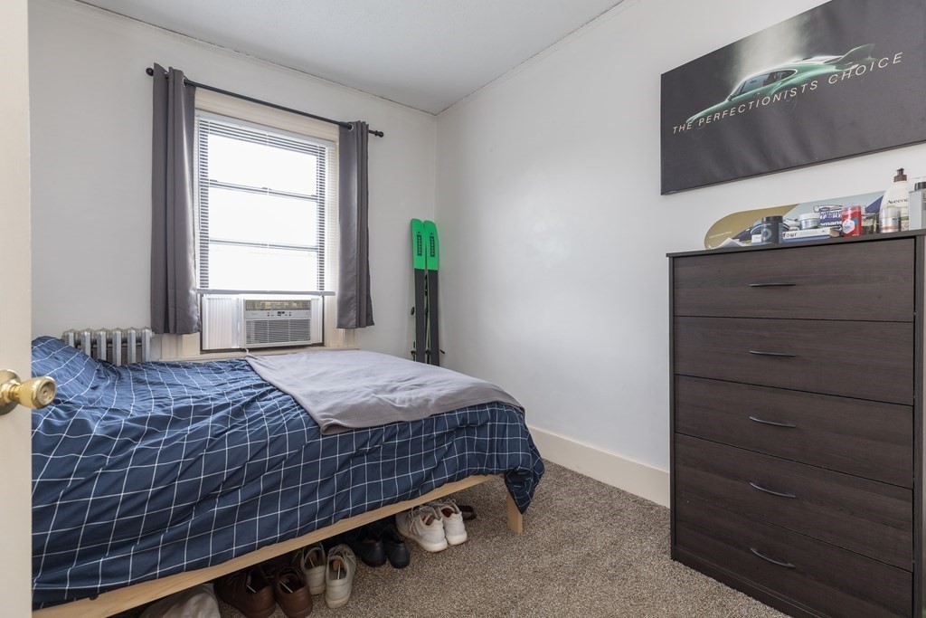 3 bed, 1 bath apartment for rent at 65 Berkeley St Unit PH, South End — photo 5 of 8