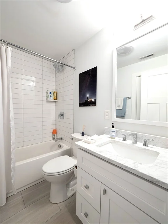 2 bed, 2 bath apartment for rent at 65 Border St Unit 4, East Boston — photo 14 of 15