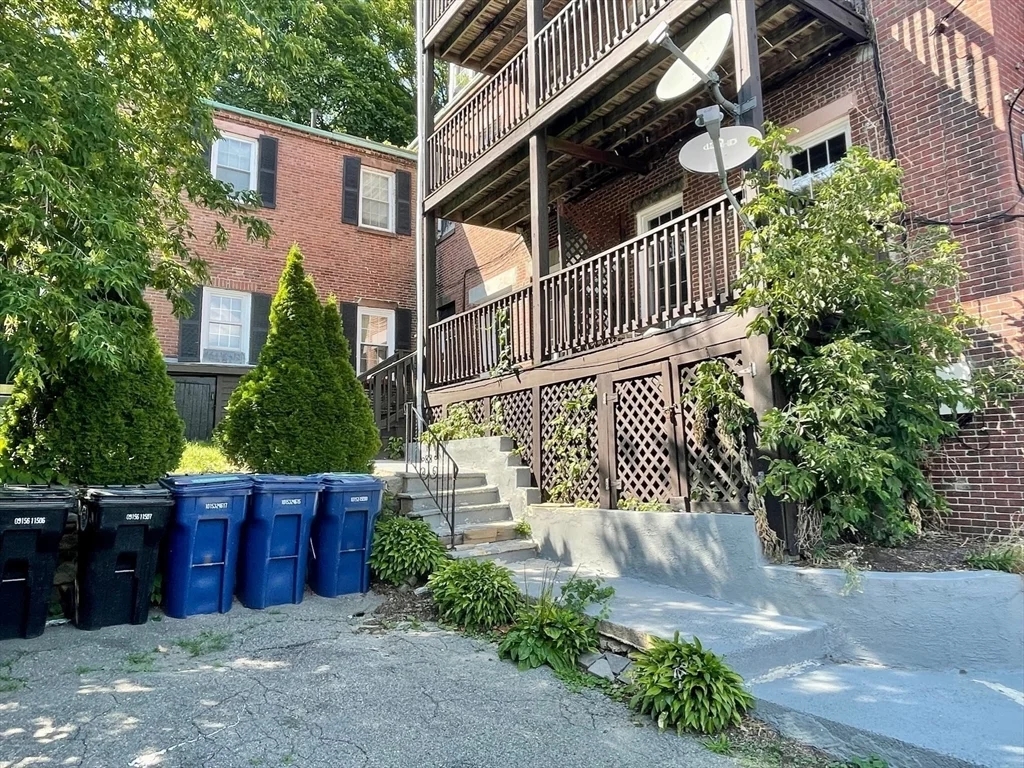 2 bed, 1 bath apartment for rent at 65 Boston St Unit 3R, Salem — photo 14 of 14