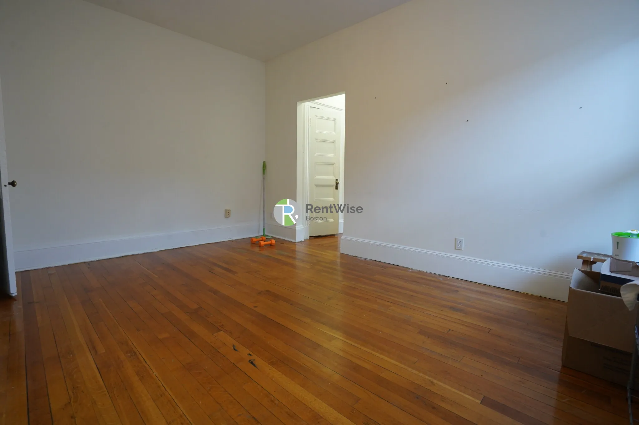 1 bed, 1 bath apartment for rent at 65 Brighton Ave Unit 6, Allston — photo 4 of 17