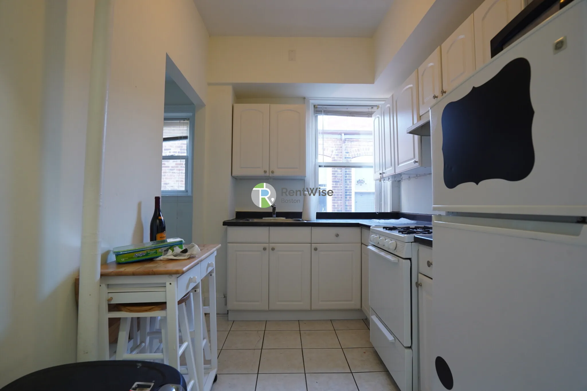 1 bed, 1 bath apartment for rent at 65 Brighton Ave Unit 6, Allston — photo 6 of 17