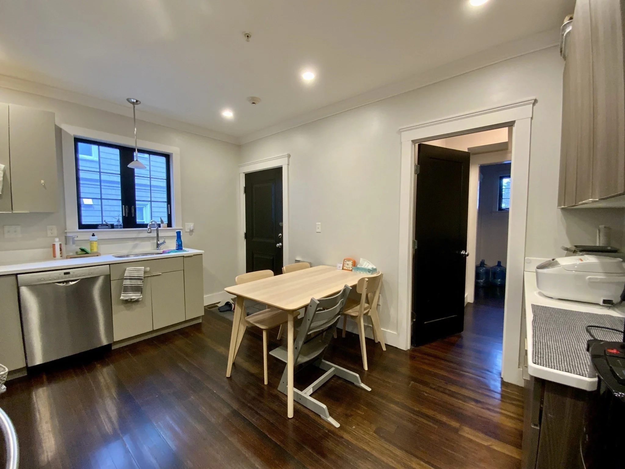 3 bed, 2 bath apartment for rent at 65 Broadway Unit 3, East Arlington — photo 8 of 15